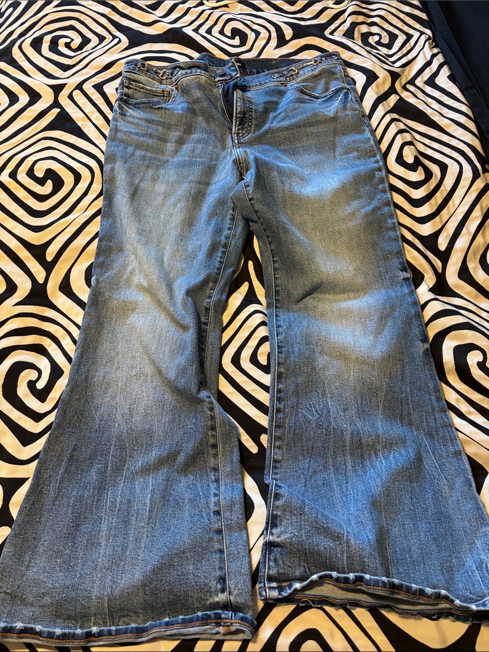 Express Women's Medium Blue Flare Jeans